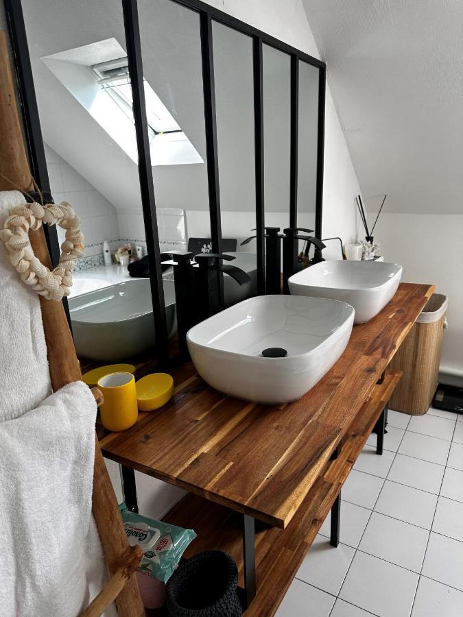 Les Temps Heureux Exclusivement Familles Vila Quimper Exterior foto