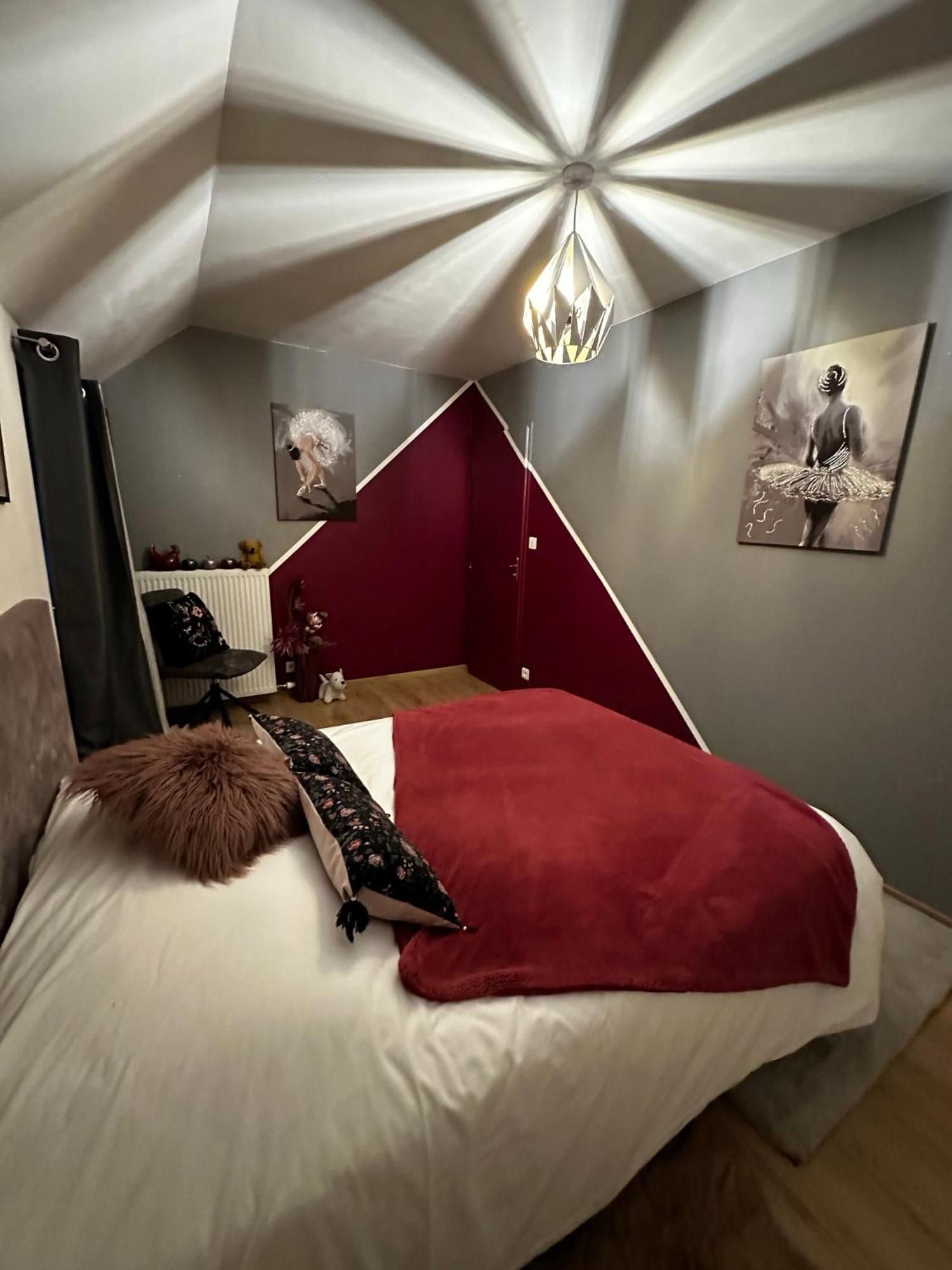 Les Temps Heureux Exclusivement Familles Vila Quimper Exterior foto